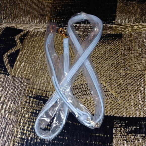 4/$80 Baby Blue Mini Handbag & Crossbody Strap - Picture 9 of 11